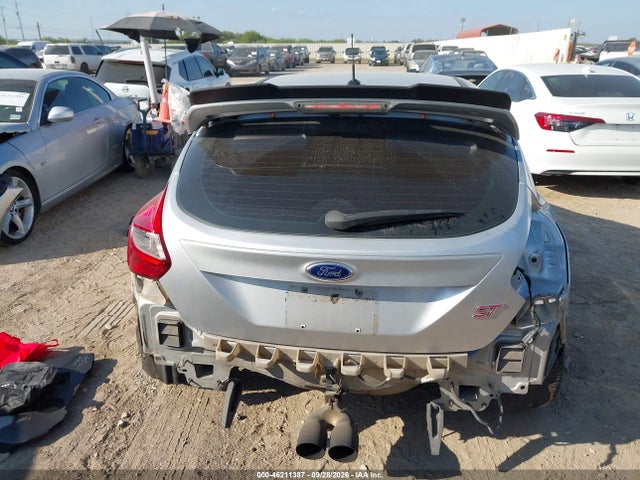 Ford FOCUS ST 2014 1FADP3L94EL127760 Image 17