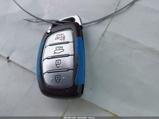 Продажа на аукционе авто 2018 Hyundai Elantra Value Edition, vin: 5NPD84LF0JH271176, номер лота: 46211400