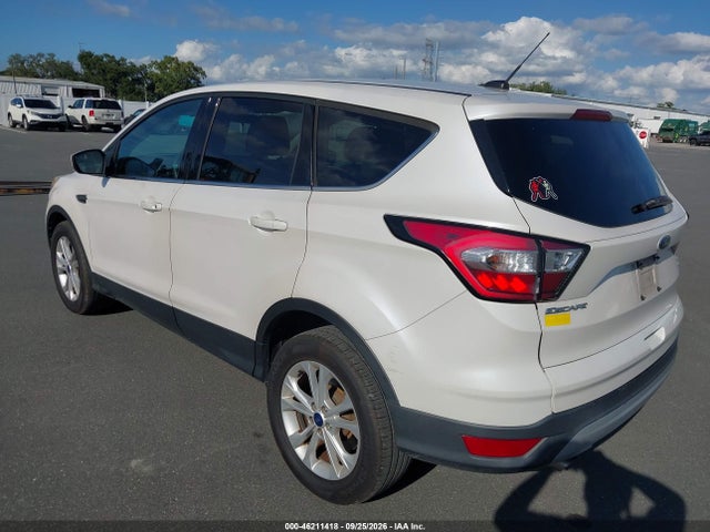 46211418 :رقم المزاد ، 1FMCU0GD1HUE13118 vin ، 2017 Ford Escape Se مزاد بيع