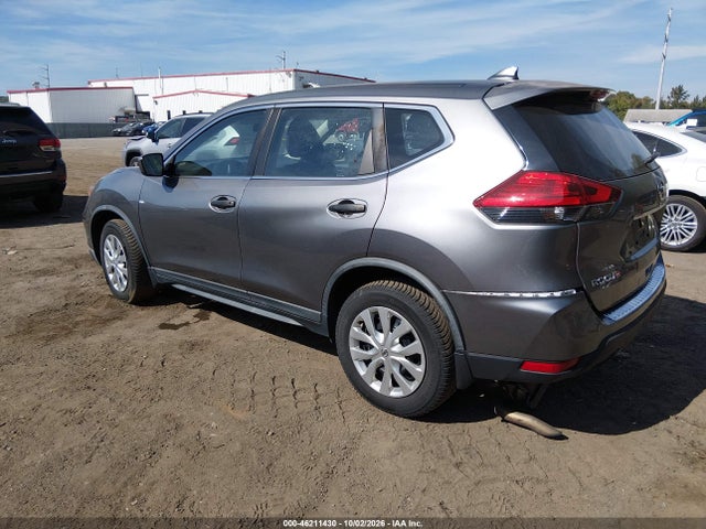 2017 Nissan Rogue S მანქანა იყიდება აუქციონზე, vin: KNMAT2MV3HP530527, აუქციონის ნომერი: 46211430