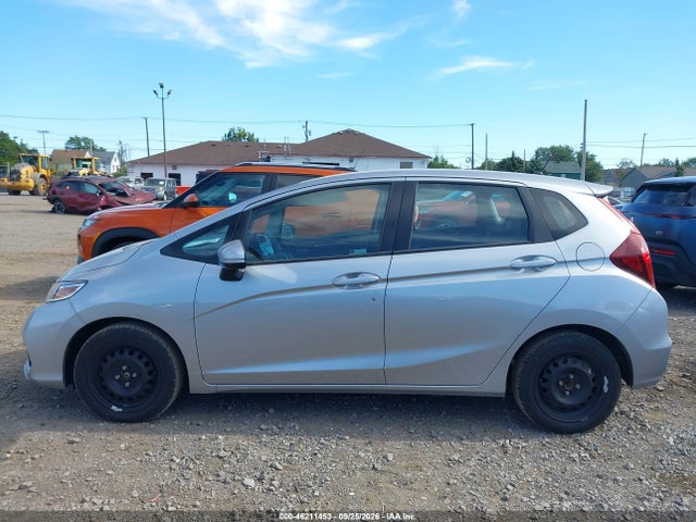 Продаж на аукціоні авто 2019 Honda Fit Lx, vin: 3HGGK5H45KM751707, номер лоту: 46211453