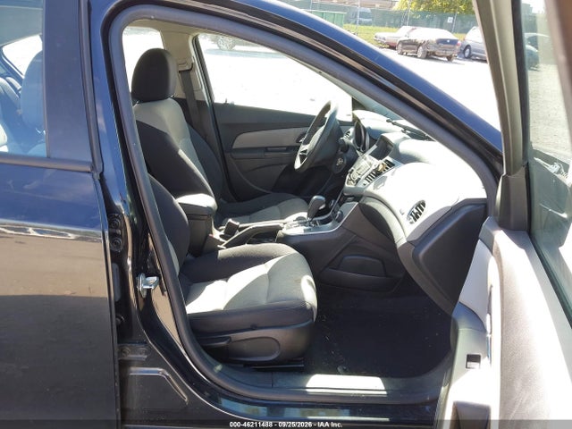 Chevrolet Cruze Ls Auto 2014 1G1PA5SG6E7261787 Image 5