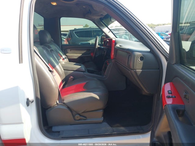 46211505 :رقم المزاد ، 1GCEC14V92Z327018 vin ، 2002 Chevrolet Silverado 1500 Ls مزاد بيع