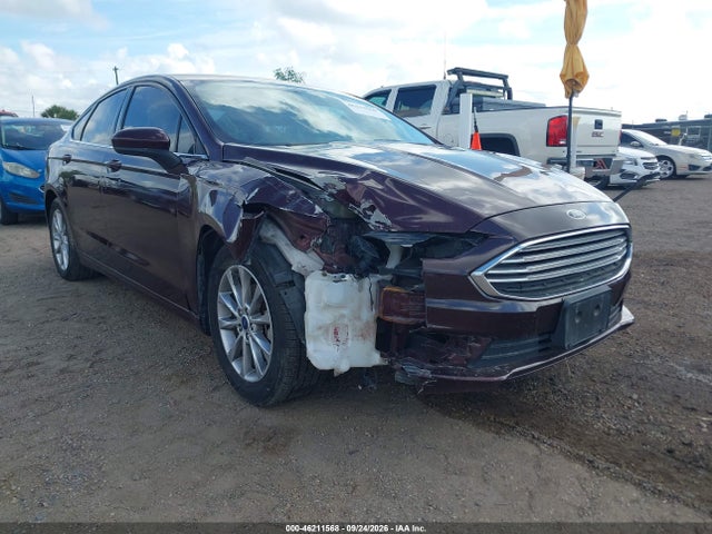 46211568 :رقم المزاد ، 3FA6P0H73HR179160 vin ، 2017 Ford Fusion Se مزاد بيع