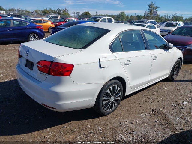 Продажа на аукционе авто 2013 Volkswagen Jetta 2.5l Se, vin: 3VWDX7AJ5DM221056, номер лота: 46211587