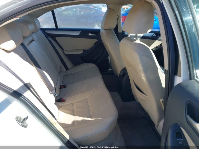 Продажа на аукционе авто 2013 Volkswagen Jetta 2.5l Se, vin: 3VWDX7AJ5DM221056, номер лота: 46211587