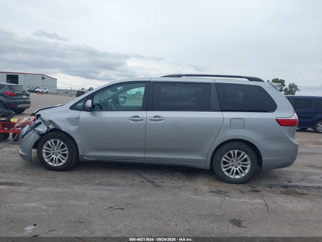Продажа на аукционе авто 2016 Toyota Sienna Xle 8 Passenger, vin: 5TDYK3DC9GS755674, номер лота: 46211634