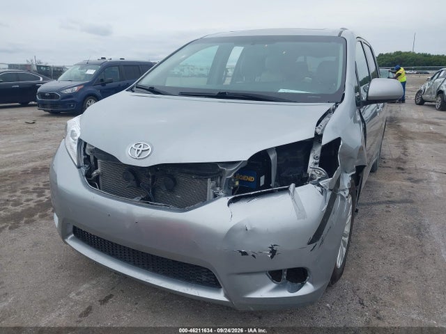 Продажа на аукционе авто 2016 Toyota Sienna Xle 8 Passenger, vin: 5TDYK3DC9GS755674, номер лота: 46211634