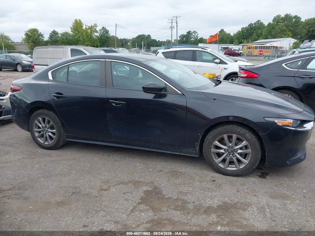 2022 Mazda Mazda3 2.0 მანქანა იყიდება აუქციონზე, vin: 3MZBPAA71NM307667, აუქციონის ნომერი: 46211662