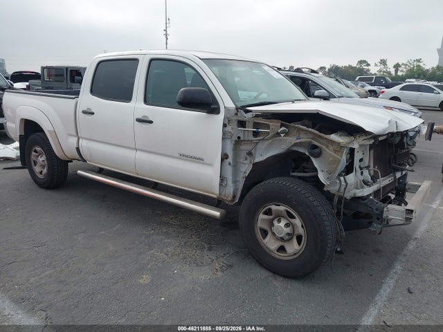 Auction sale of the 2014 Toyota Tacoma Prerunner V6, vin: 3TMKU4HN4EM040977, lot number: 46211885
