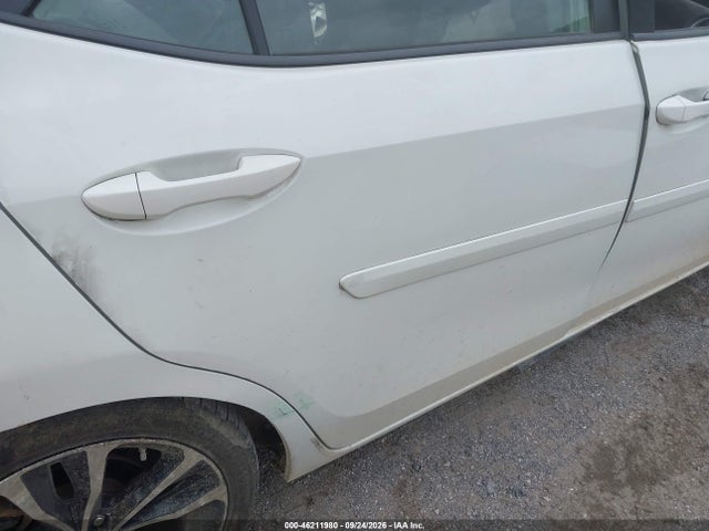 Aukcja sprzedaży 2017 Toyota Corolla Se, vin: 5YFBURHEXHP666625, numer aukcji: 46211980