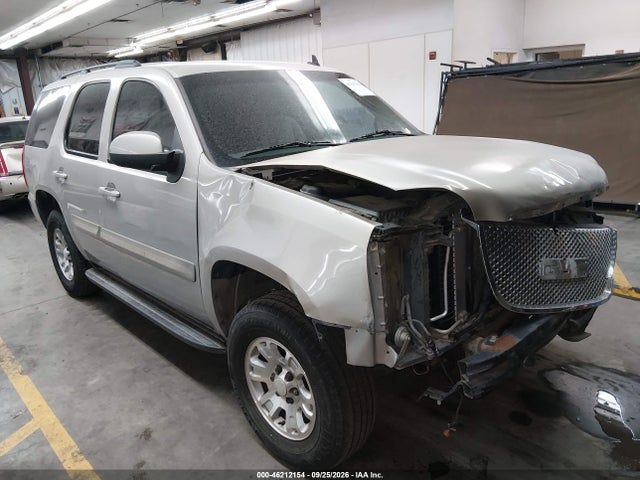 46212154 :رقم المزاد ، 1GKFC13C88R242611 vin ، 2008 Gmc Yukon Sle مزاد بيع