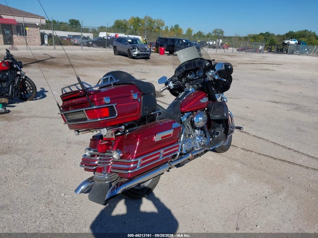 46212161 :رقم المزاد ، 1HD1FCW173Y631322 vin ، 2003 Harley-davidson Flhtcui مزاد بيع