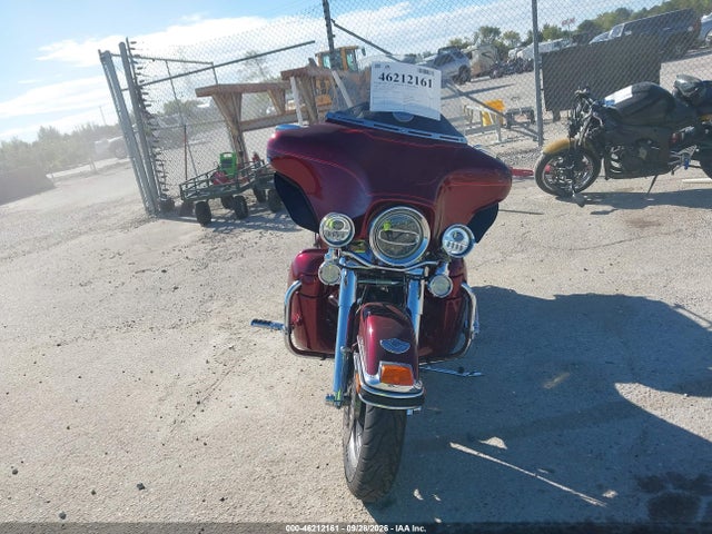 46212161 :رقم المزاد ، 1HD1FCW173Y631322 vin ، 2003 Harley-davidson Flhtcui مزاد بيع