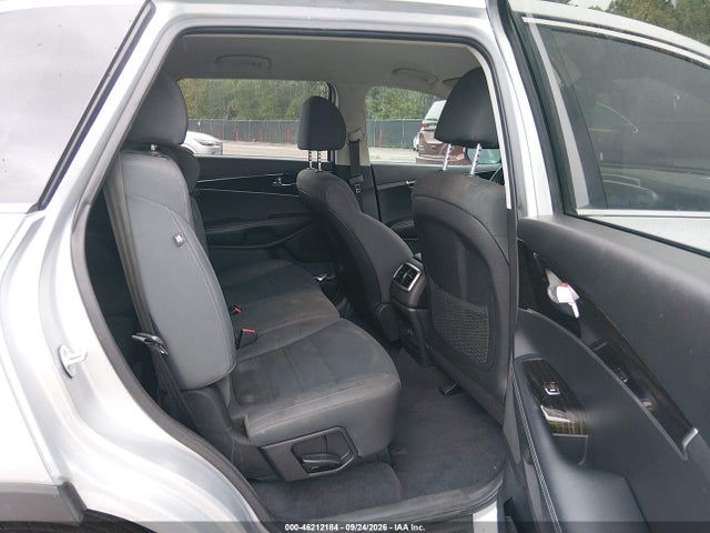 Продаж на аукціоні авто 2019 Kia Sorento 2.4l L, vin: 5XYPG4A37KG584145, номер лоту: 46212184