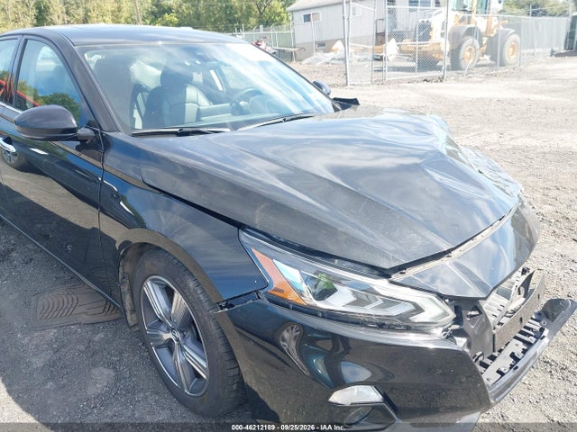 2022 Nissan Altima Sl Fwd მანქანა იყიდება აუქციონზე, vin: 1N4BL4EV4NN421103, აუქციონის ნომერი: 46212189