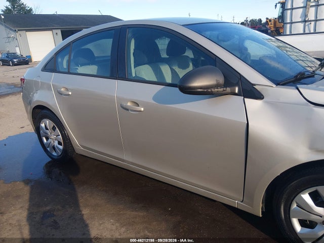 46212198 :رقم المزاد ، 1G1PA5SG5D7292317 vin ، 2013 Chevrolet Cruze Ls Auto مزاد بيع