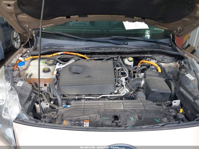 46212199 :رقم المزاد ، 1FMCU0DZXLUA70656 vin ، 2020 Ford Escape Titanium Hybrid مزاد بيع