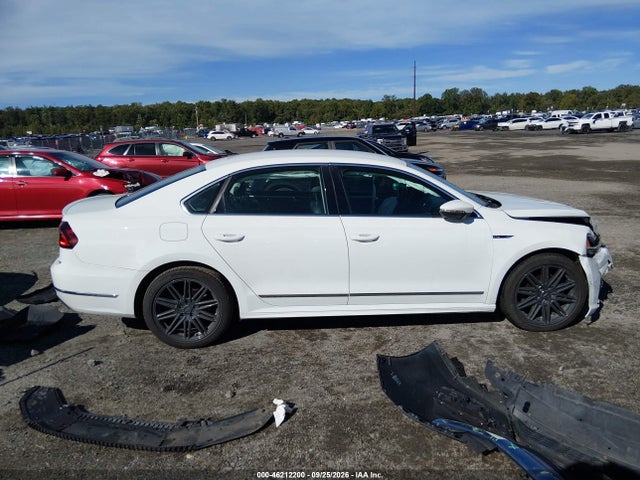 2017 Volkswagen Passat 1.8t R-line მანქანა იყიდება აუქციონზე, vin: 1VWDT7A3XHC084703, აუქციონის ნომერი: 46212200