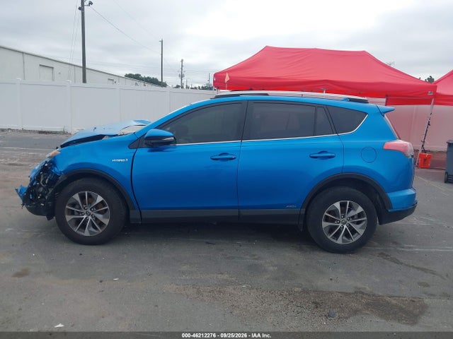 Продаж на аукціоні авто 2017 Toyota Rav4 Hybrid Xle, vin: JTMRJREV3HD120747, номер лоту: 46212276