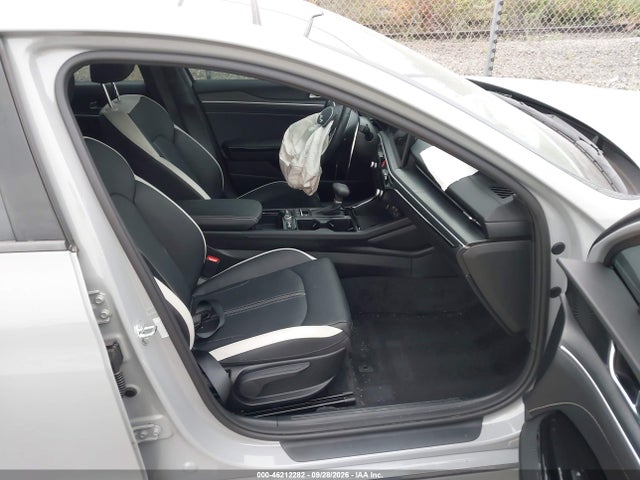 46212282 :رقم المزاد ، KNAG64J75S5350176 vin ، 2025 Kia K5 Gt-line مزاد بيع