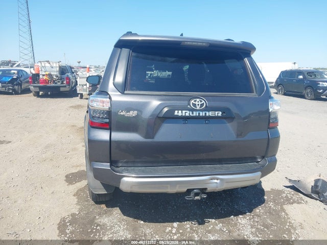 Продаж на аукціоні авто 2018 Toyota 4runner Trd Off Road, vin: JTEBU5JR3J5557542, номер лоту: 46212332