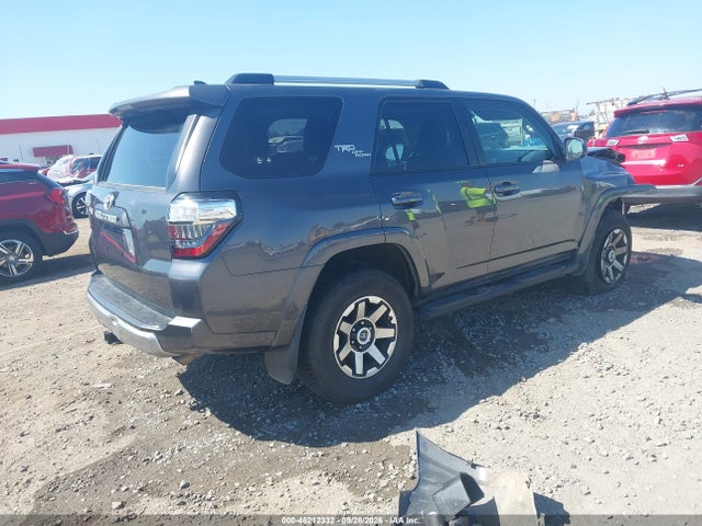 Продаж на аукціоні авто 2018 Toyota 4runner Trd Off Road, vin: JTEBU5JR3J5557542, номер лоту: 46212332
