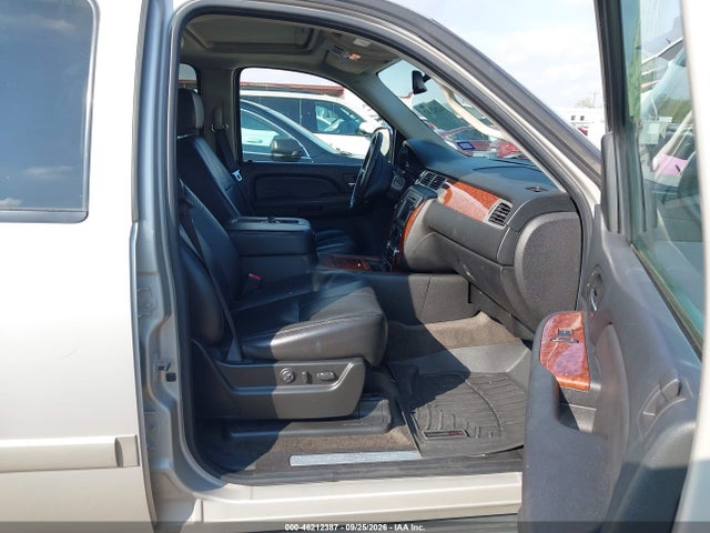 Продаж на аукціоні авто 2008 Chevrolet Tahoe Ltz, vin: 1GNFC130X8R220487, номер лоту: 46212387