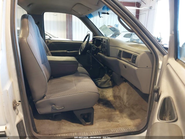 1994 Dodge Ram 2500 მანქანა იყიდება აუქციონზე, vin: 1B7KF26C8RS579633, აუქციონის ნომერი: 46212436