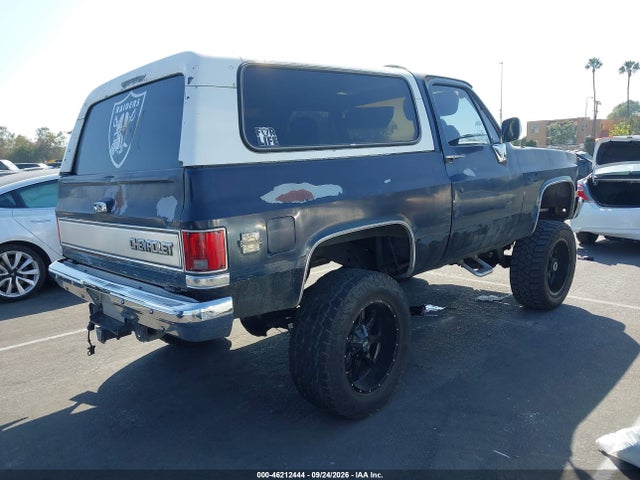 46212444 :رقم المزاد ، 1GNEV18K5JF189205 vin ، 1988 Chevrolet Blazer V10 مزاد بيع