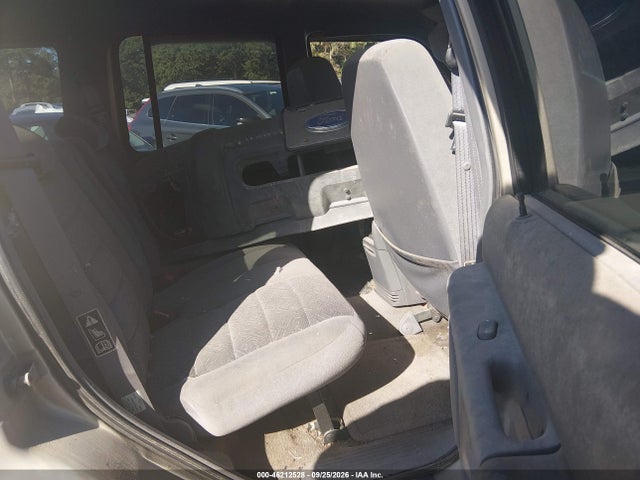 Aukcja sprzedaży 2001 Ford Explorer Xlt, vin: 1FMZU83PX1UB55308, numer aukcji: 46212528
