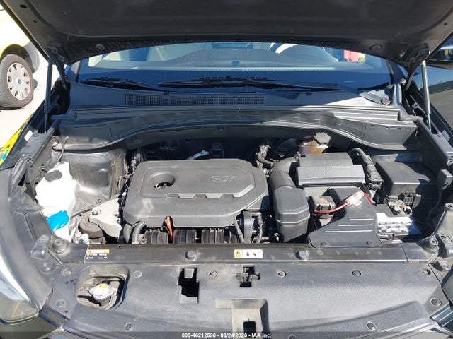 5XYZU3LB8HG417141 Hyundai Santa Fe Sport 2.4l