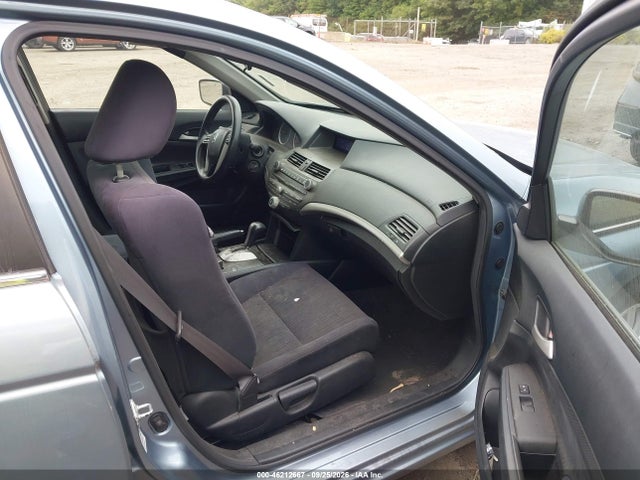 46212667 :رقم المزاد ، 1HGCP2F38BA053095 vin ، 2011 Honda Accord 2.4 Lx مزاد بيع