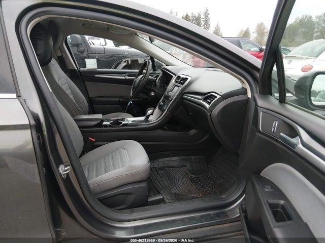 Продажа на аукционе авто 2016 Ford Fusion S, vin: 3FA6P0G78GR215957, номер лота: 46212669