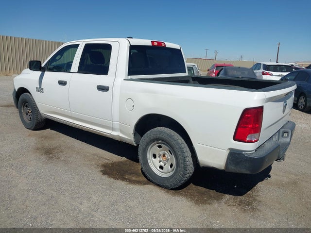 1C6RR7KG5JS297232 RAM 1500 Tradesman 4x4 5&#039;7 Box