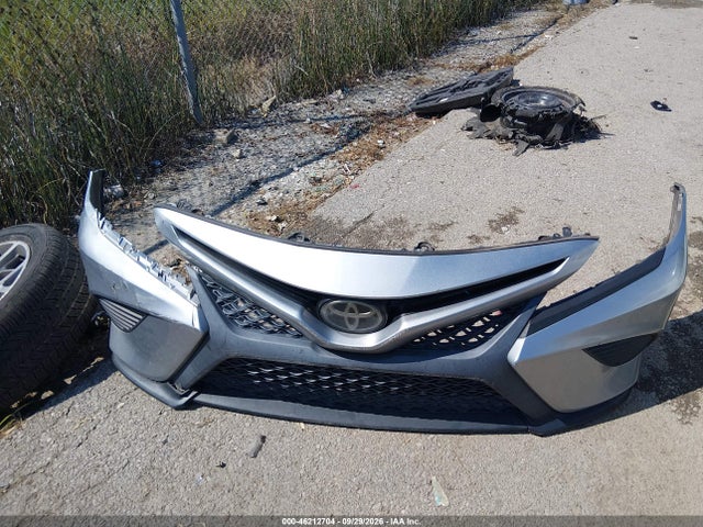 46212704 :رقم المزاد ، 4T1B11HK0KU234194 vin ، 2019 Toyota Camry Se مزاد بيع