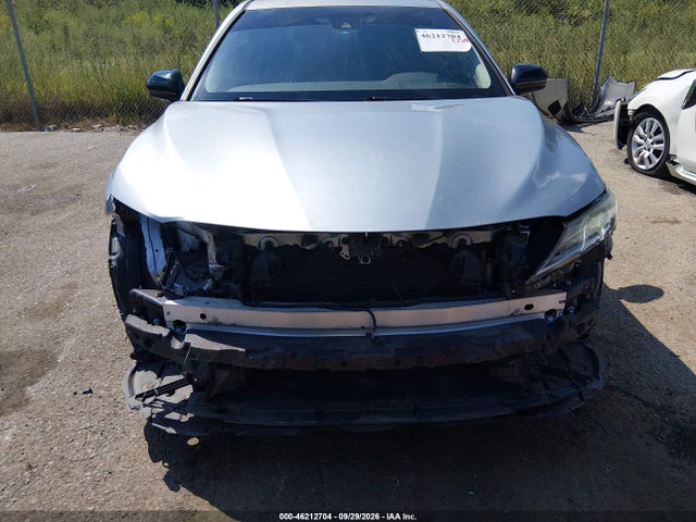 46212704 :رقم المزاد ، 4T1B11HK0KU234194 vin ، 2019 Toyota Camry Se مزاد بيع