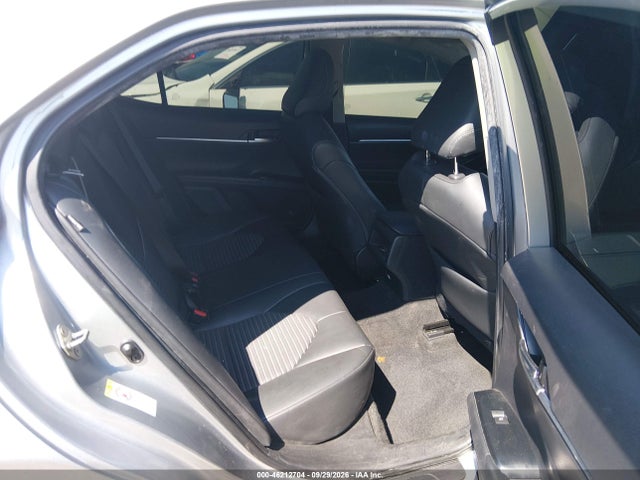 46212704 :رقم المزاد ، 4T1B11HK0KU234194 vin ، 2019 Toyota Camry Se مزاد بيع