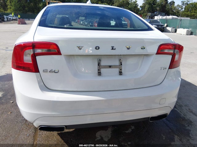 Продаж на аукціоні авто 2015 Volvo S60 T5 Drive-e Premier, vin: YV126MFB5F2301328, номер лоту: 46212795