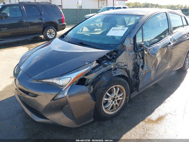 Продажа на аукционе авто 2017 Toyota Prius Four, vin: JTDKARFU7H3541237, номер лота: 46212799