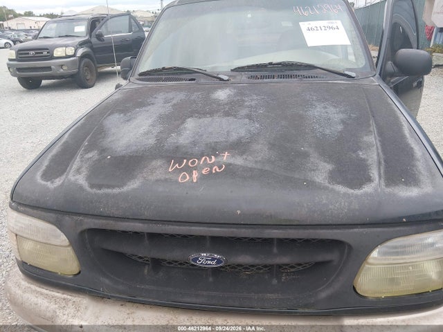 Продаж на аукціоні авто 2000 Ford Explorer Eddie Bauer, vin: 1FMDU84P7YZB06783, номер лоту: 46212964