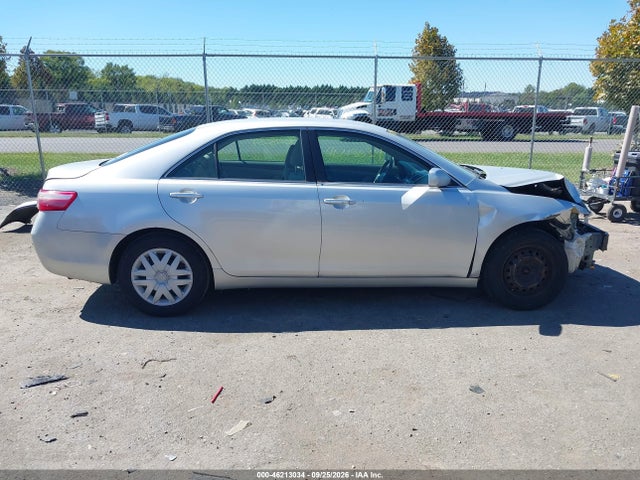 2007 Toyota Camry Le მანქანა იყიდება აუქციონზე, vin: 4T1BE46K27U013700, აუქციონის ნომერი: 46213034