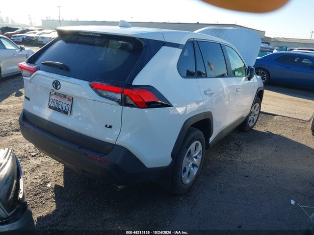 2T3H1RFV3RC302304 Toyota RAV4 LE