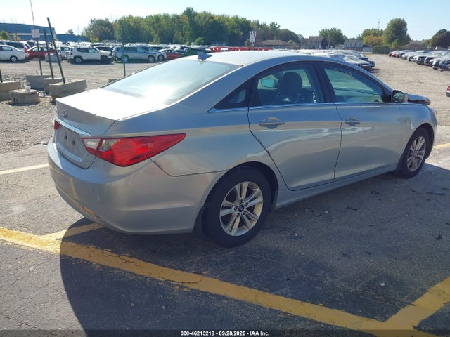 Продажа на аукционе авто 2013 Hyundai Sonata Gls, vin: 5NPEB4AC0DH773639, номер лота: 46213218