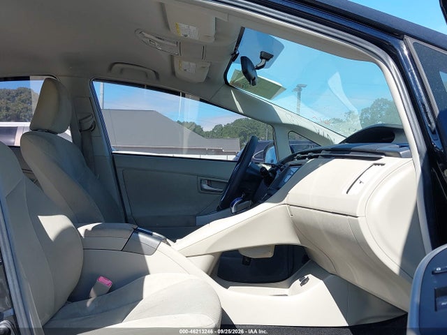 46213246 :رقم المزاد ، JTDKN3DU2C5511547 vin ، 2012 Toyota Prius Two مزاد بيع