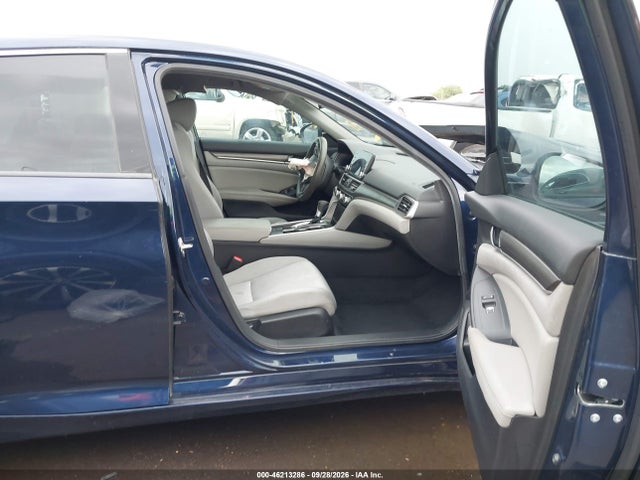 1HGCV1F18KA090517 Honda ACCORD LX