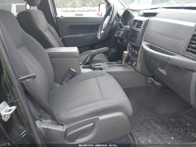 46213344 :رقم المزاد ، 1J4PN2GK7BW536814 vin ، 2011 Jeep Liberty Sport مزاد بيع