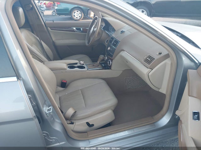 Продаж на аукціоні авто 2008 Mercedes-benz C 300 Luxury, vin: WDDGF54X38F013177, номер лоту: 46213348