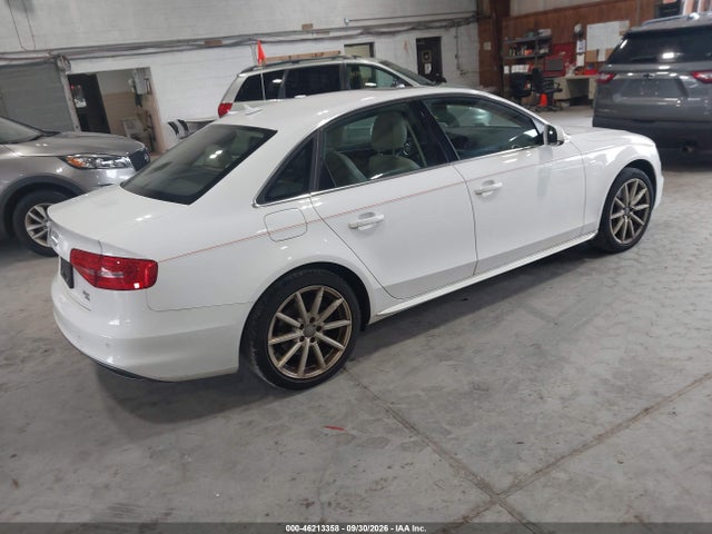 2014 Audi A4 2.0t Premium მანქანა იყიდება აუქციონზე, vin: WAUFFAFL1EA139424, აუქციონის ნომერი: 46213358