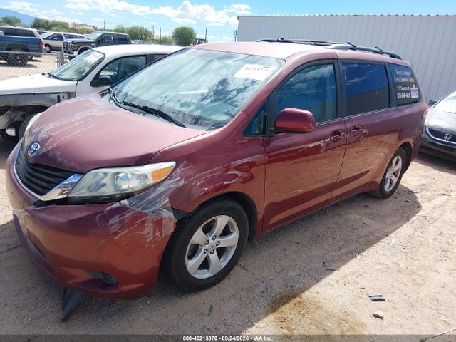 46213370 :رقم المزاد ، 5TDKK3DC6BS155404 vin ، 2011 Toyota Sienna Le V6 مزاد بيع